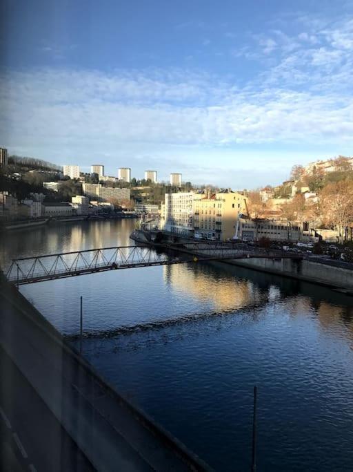 Vue Sur L'Eau Appartement Lyon Buitenkant foto